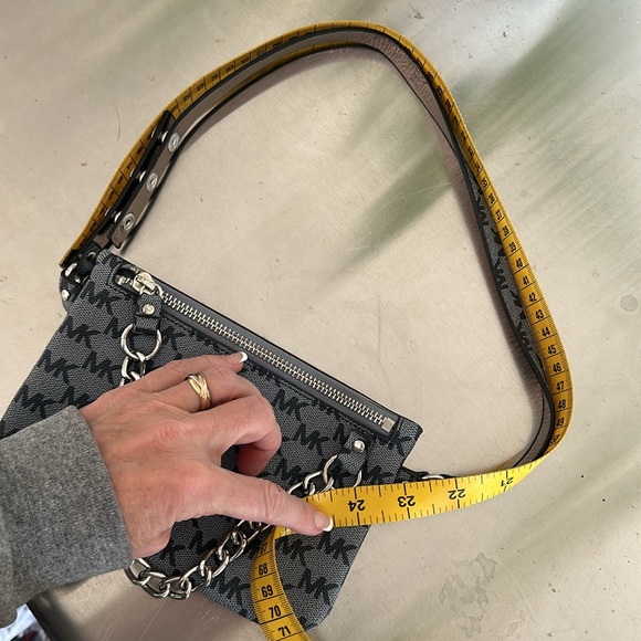 Michael Kors Belt bag - Picture 4 of 6